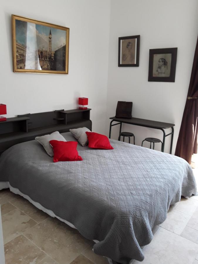 Bed and Breakfast Le Moulin A Vent Bertric-Burée Esterno foto